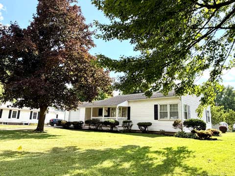 Homes For Sale - 805 Newark Road<br/> Knox County, Mount Vernon, OH 43050