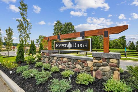 Tiny photo for 313 Reign Way, Pataskala, OH 43062 (MLS # 225039583)