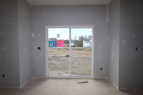 Tiny photo for 313 Reign Way, Pataskala, OH 43062 (MLS # 225039583)