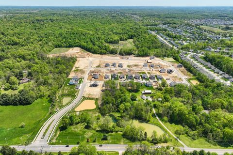 Tiny photo for 313 Reign Way, Pataskala, OH 43062 (MLS # 225039583)