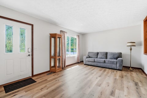 Tiny photo for 4052 Sequoia Avenue, Grove City, OH 43123 (MLS # 226032833)