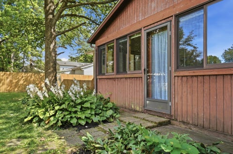 Tiny photo for 4052 Sequoia Avenue, Grove City, OH 43123 (MLS # 226032833)