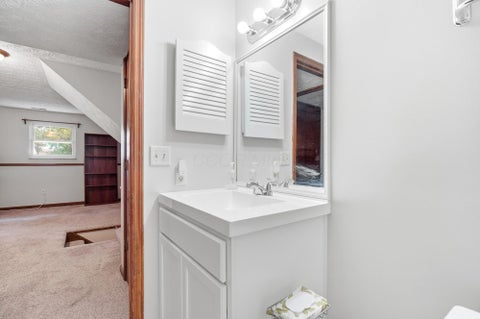 Tiny photo for 4052 Sequoia Avenue, Grove City, OH 43123 (MLS # 226032833)