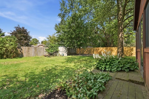 Tiny photo for 4052 Sequoia Avenue, Grove City, OH 43123 (MLS # 226032833)