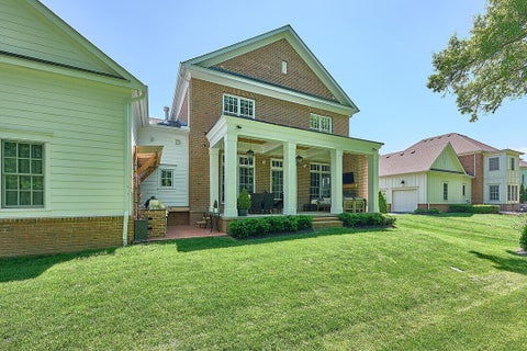 Tiny photo for 7100 Oxford Loop N, New Albany, OH 43054 (MLS # 226020080)