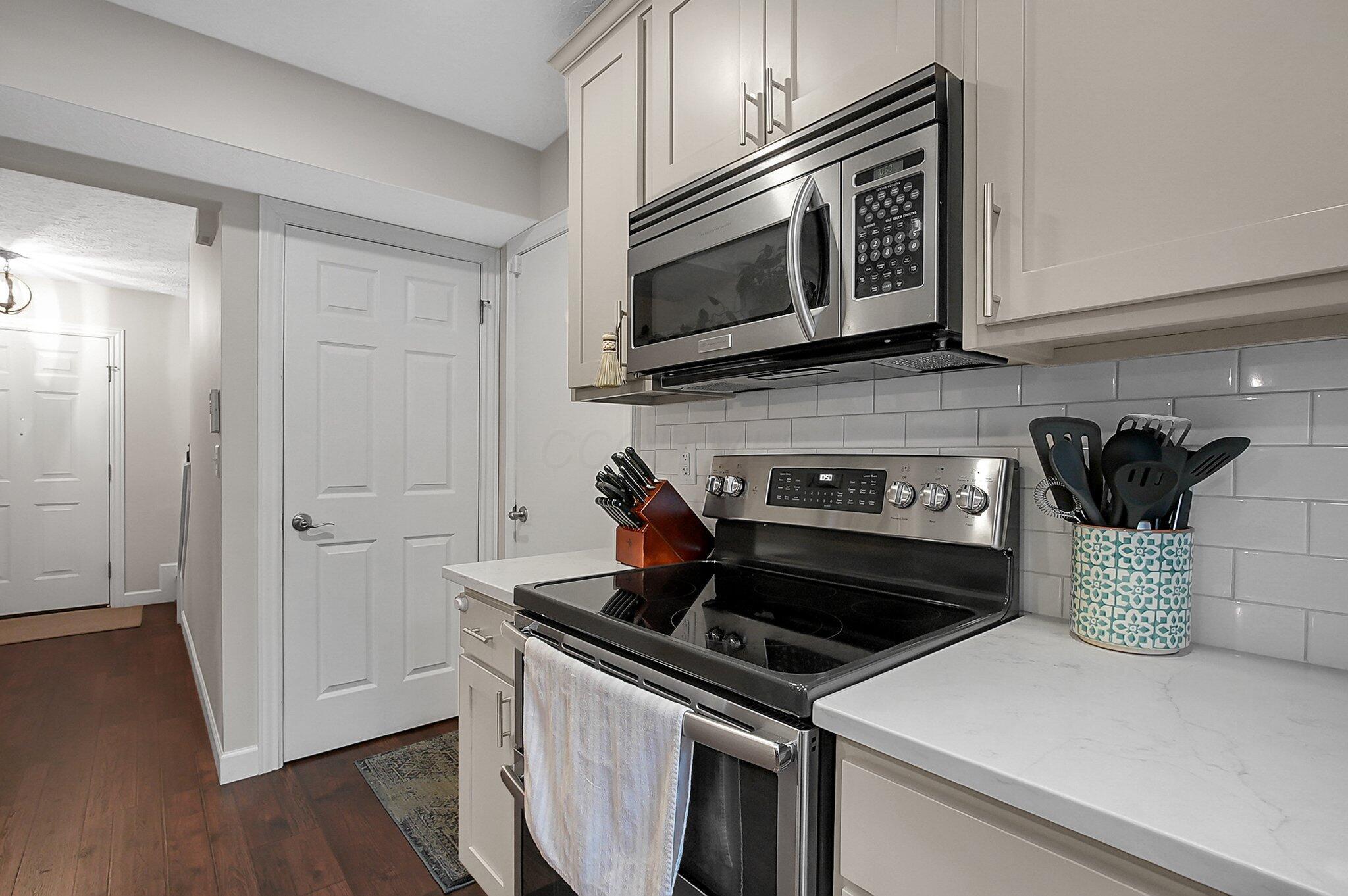 6010 Mcintyre Drive, Dublin, Ohio image 10
