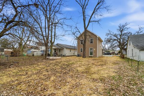 Tiny photo for 817 John Street, Washington Court House, OH 43160 (MLS # 226007045)