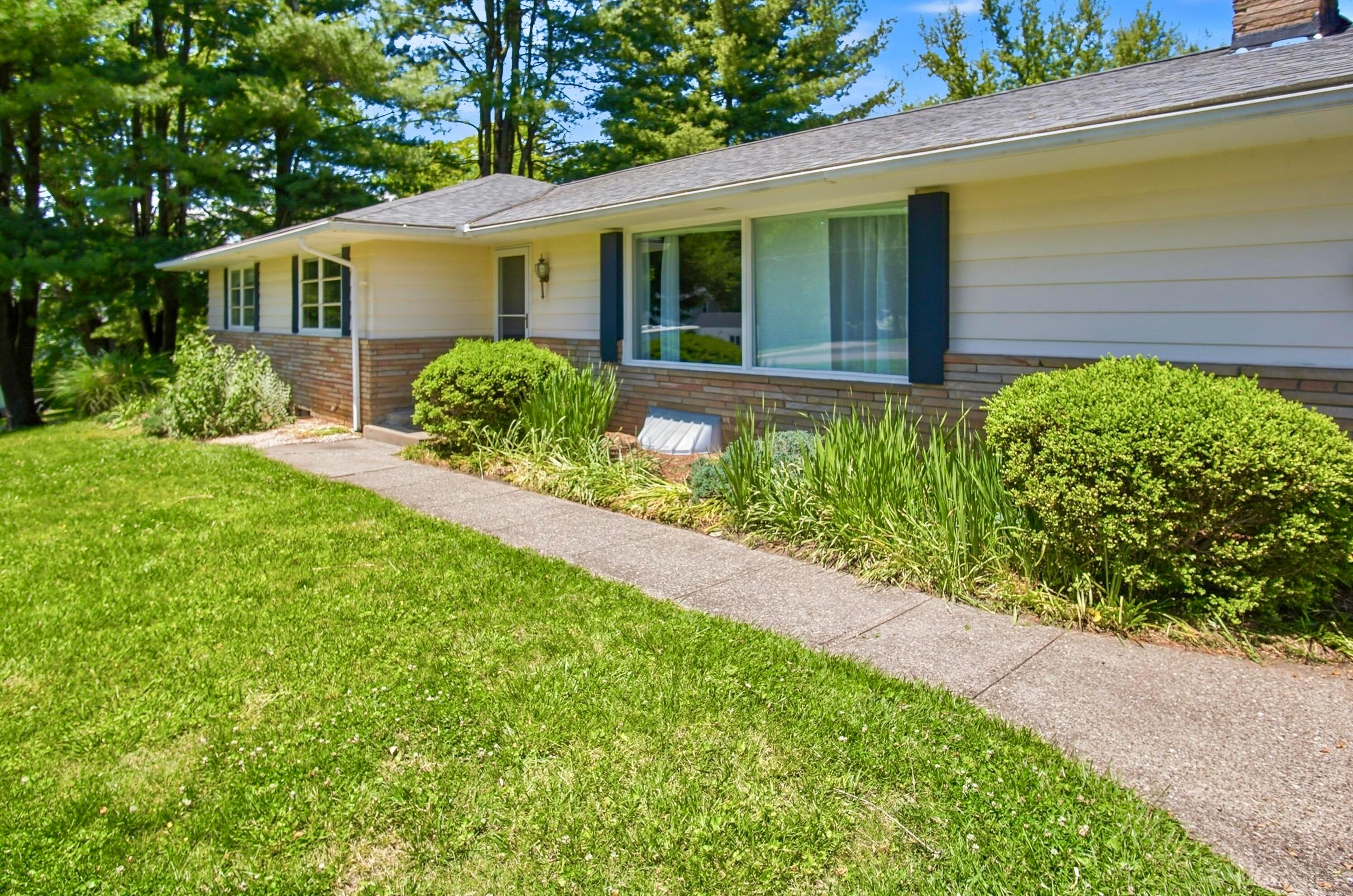 375 Broadview Avenue