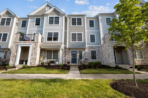 Photo of 5965 Canyon Creek Drive 503 #503, Dublin, OH 43016 (MLS # 226020168)
