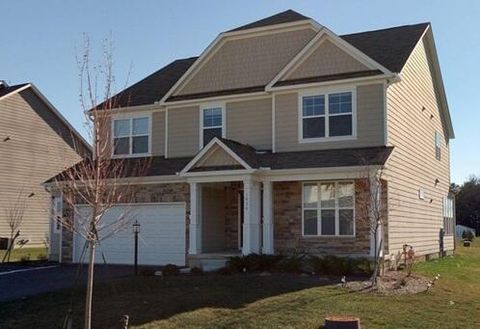 Photo of 1434 Swanton Street, Lewis Center, OH 43035 (MLS # 226013831)