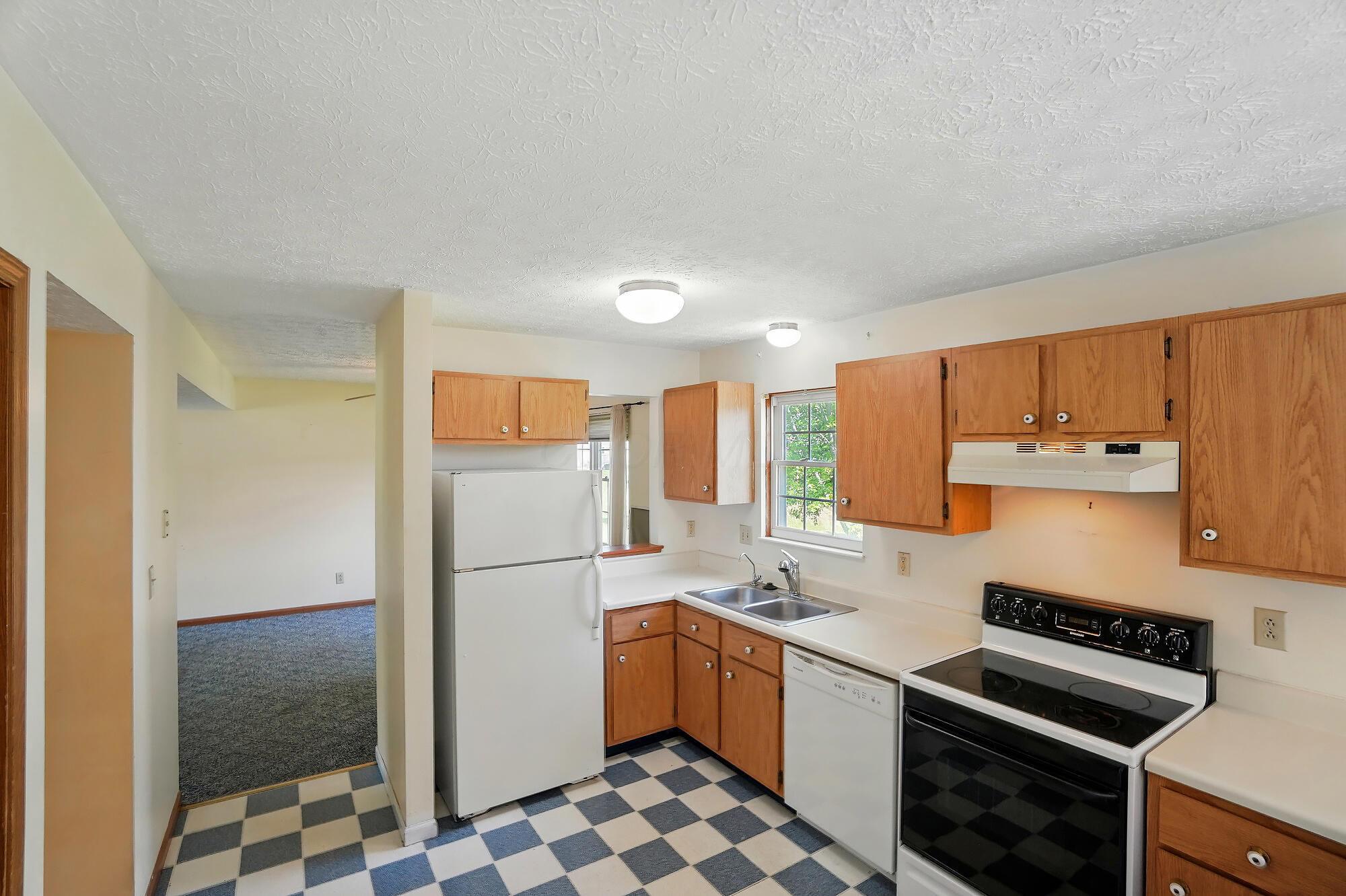 811 Ashford Glen Drive, Columbus, Ohio image 10
