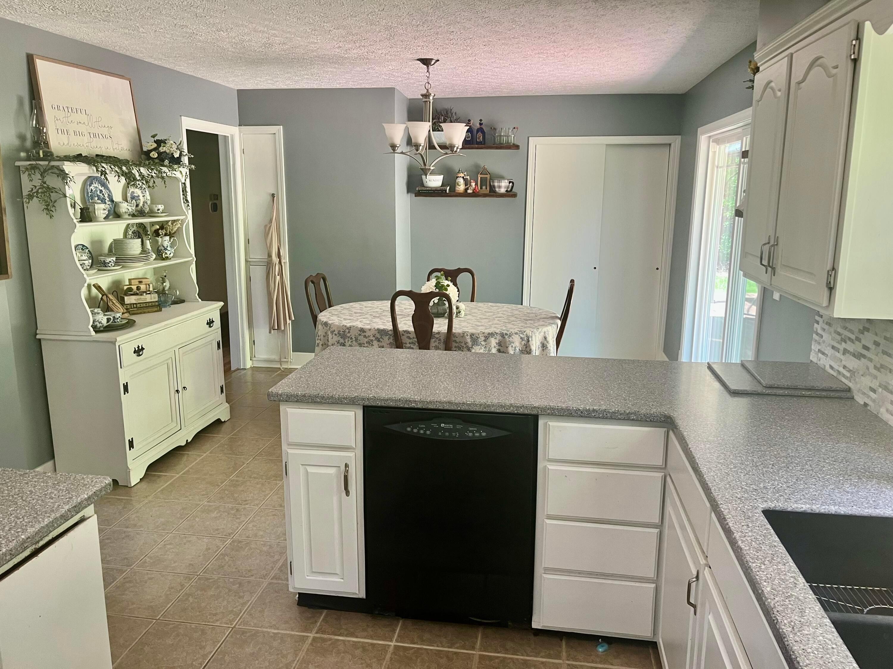 3579 Sharon Valley Road, Newark, Ohio image 12