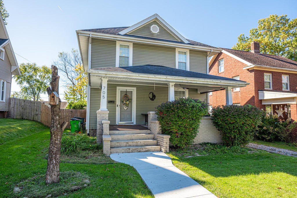 Photo of 705 Cambridge Road, Coshocton, OH 43812 (MLS # 226040129)
