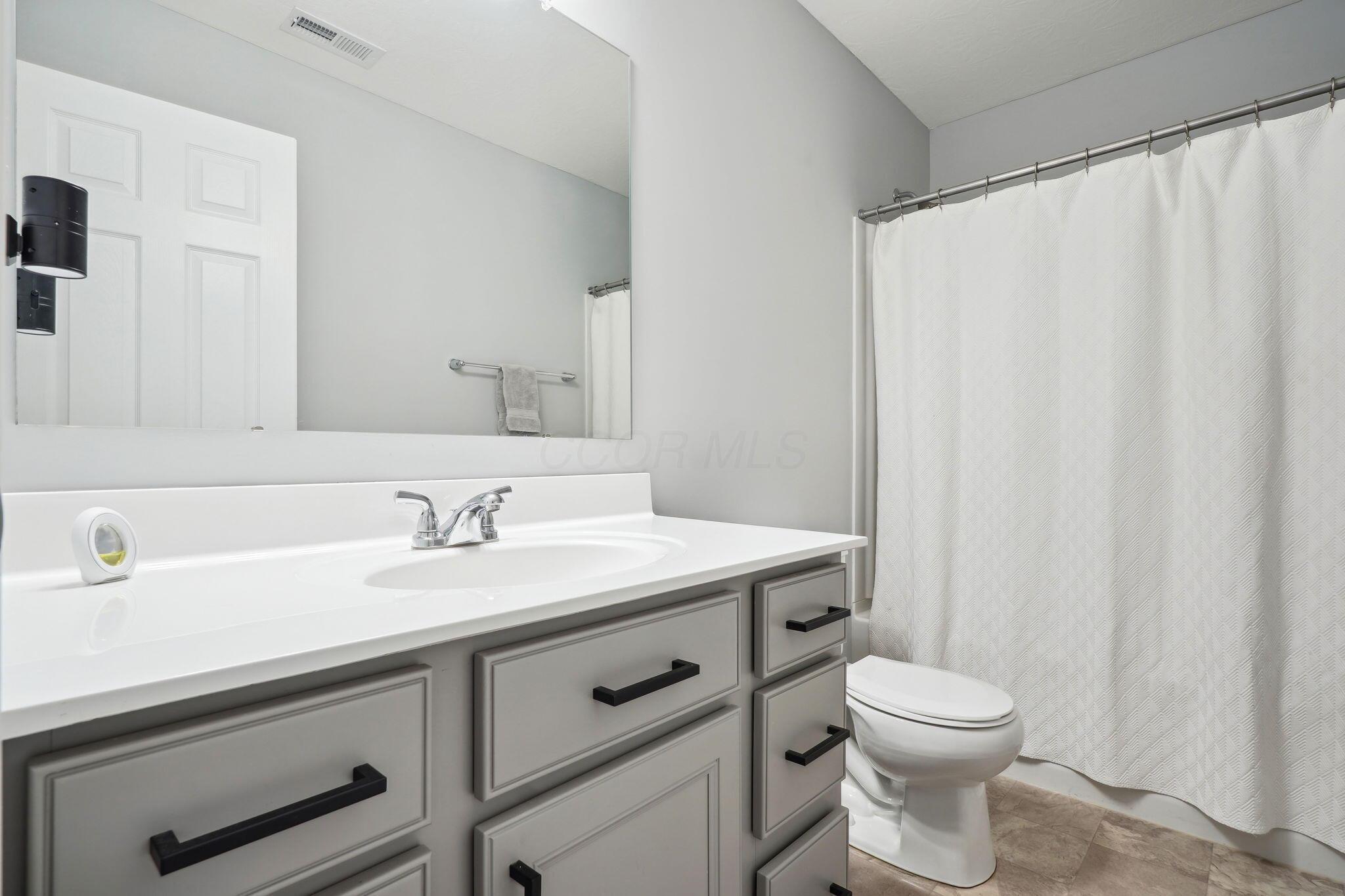 3705 Winding Path Drive, Canal Winchester, Ohio image 37