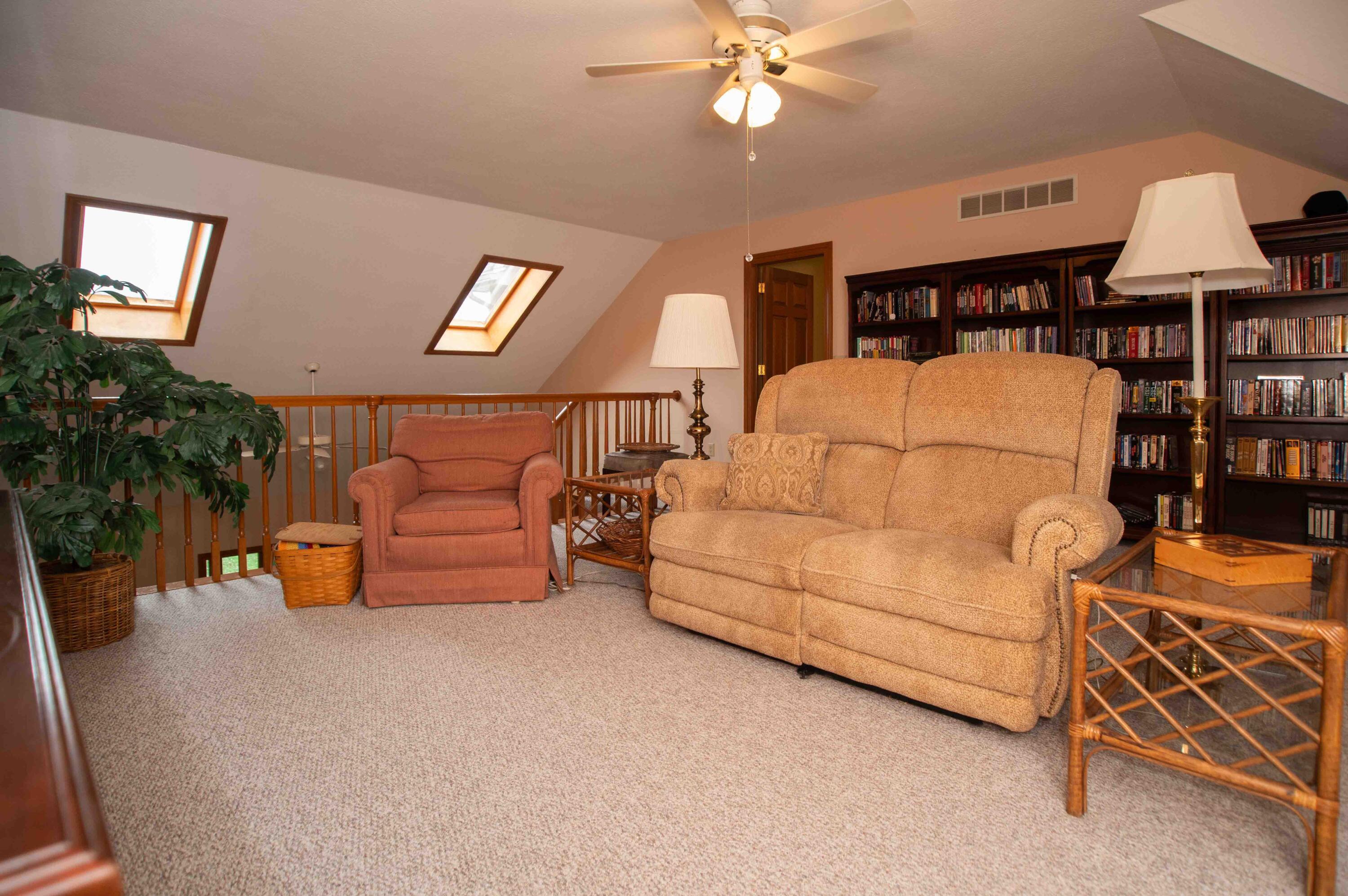 214 Mckenna Creek Drive, Columbus, Ohio image 30