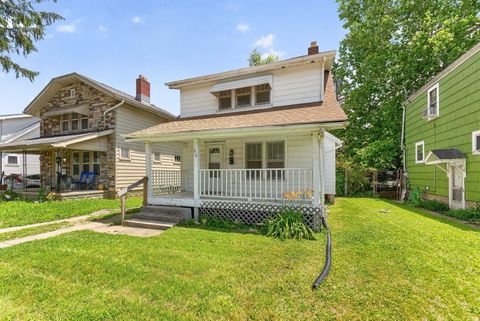 Photo of 734 S Richardson Avenue, Columbus, OH 43204 (MLS # 226023297)