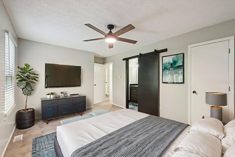Tiny photo for 2013 Summit Row Boulevard, Powell, OH 43065 (MLS # 225039645)