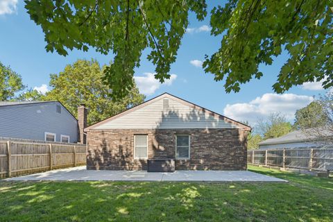 Tiny photo for 2013 Summit Row Boulevard, Powell, OH 43065 (MLS # 225039645)