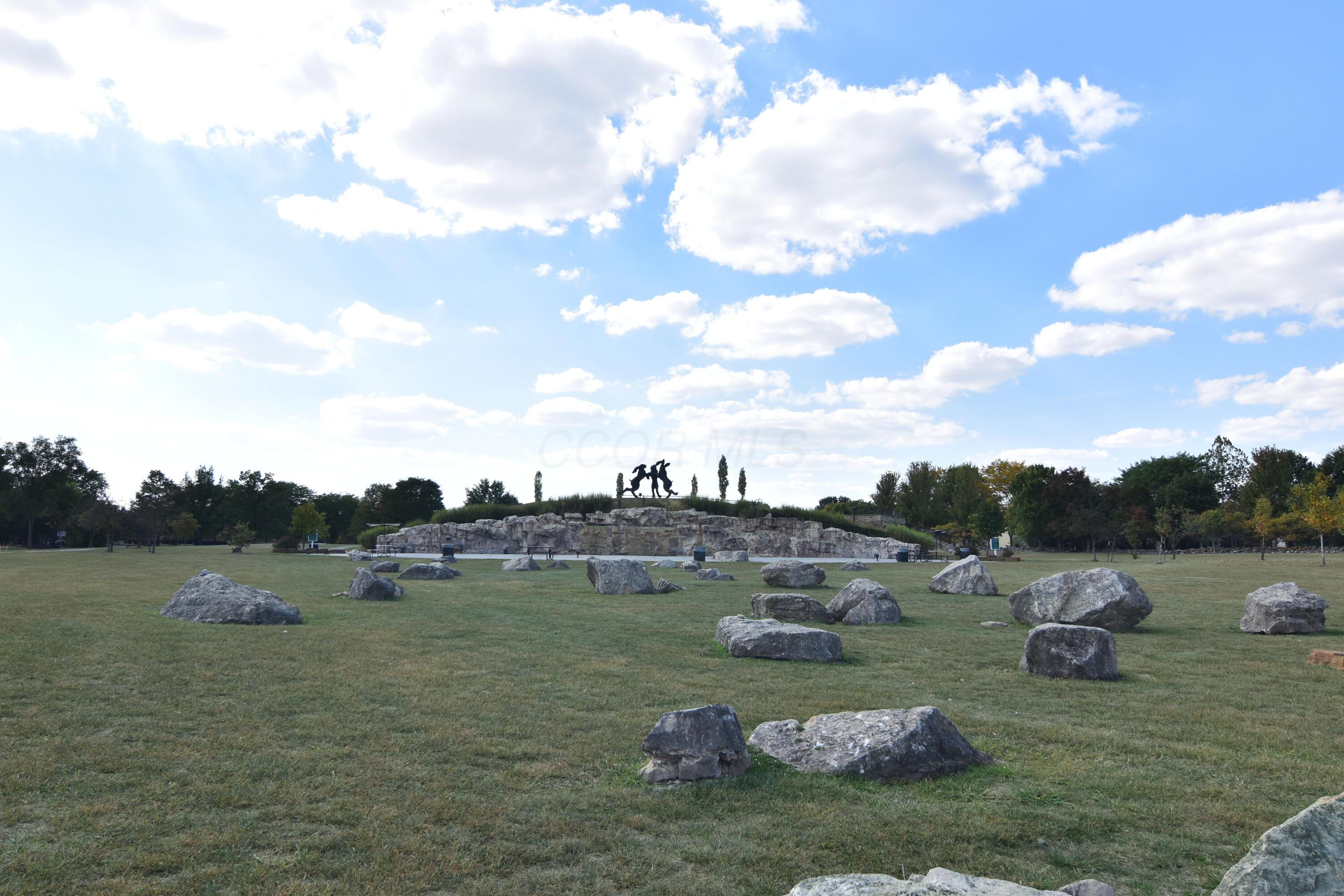 Dublin, Ohio 43016, United States, 3 Bedrooms Bedrooms, ,3 BathroomsBathrooms,Residential,Active,214022