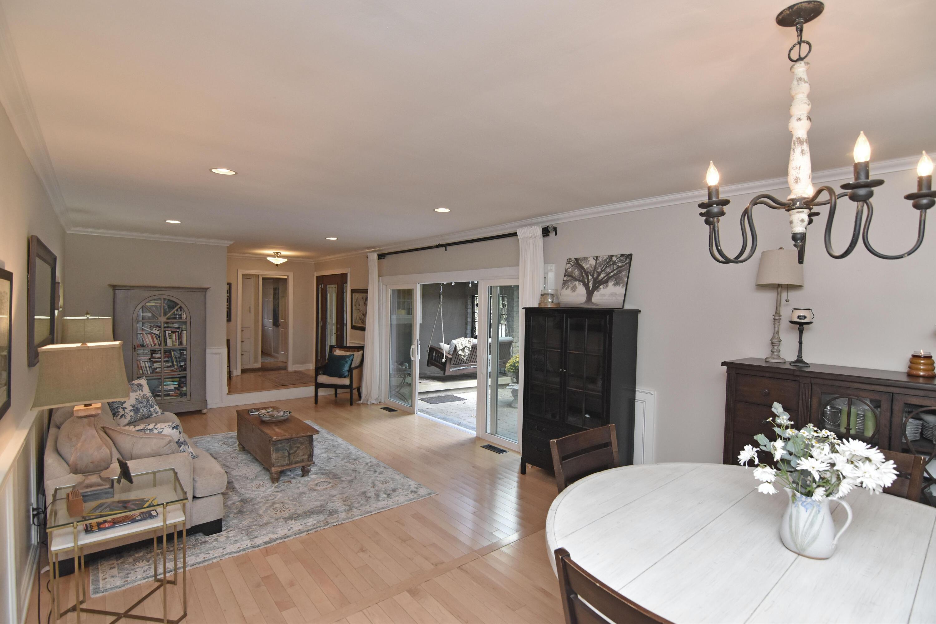 Dublin, Ohio 43016, United States, 3 Bedrooms Bedrooms, ,3 BathroomsBathrooms,Residential,Active,214022