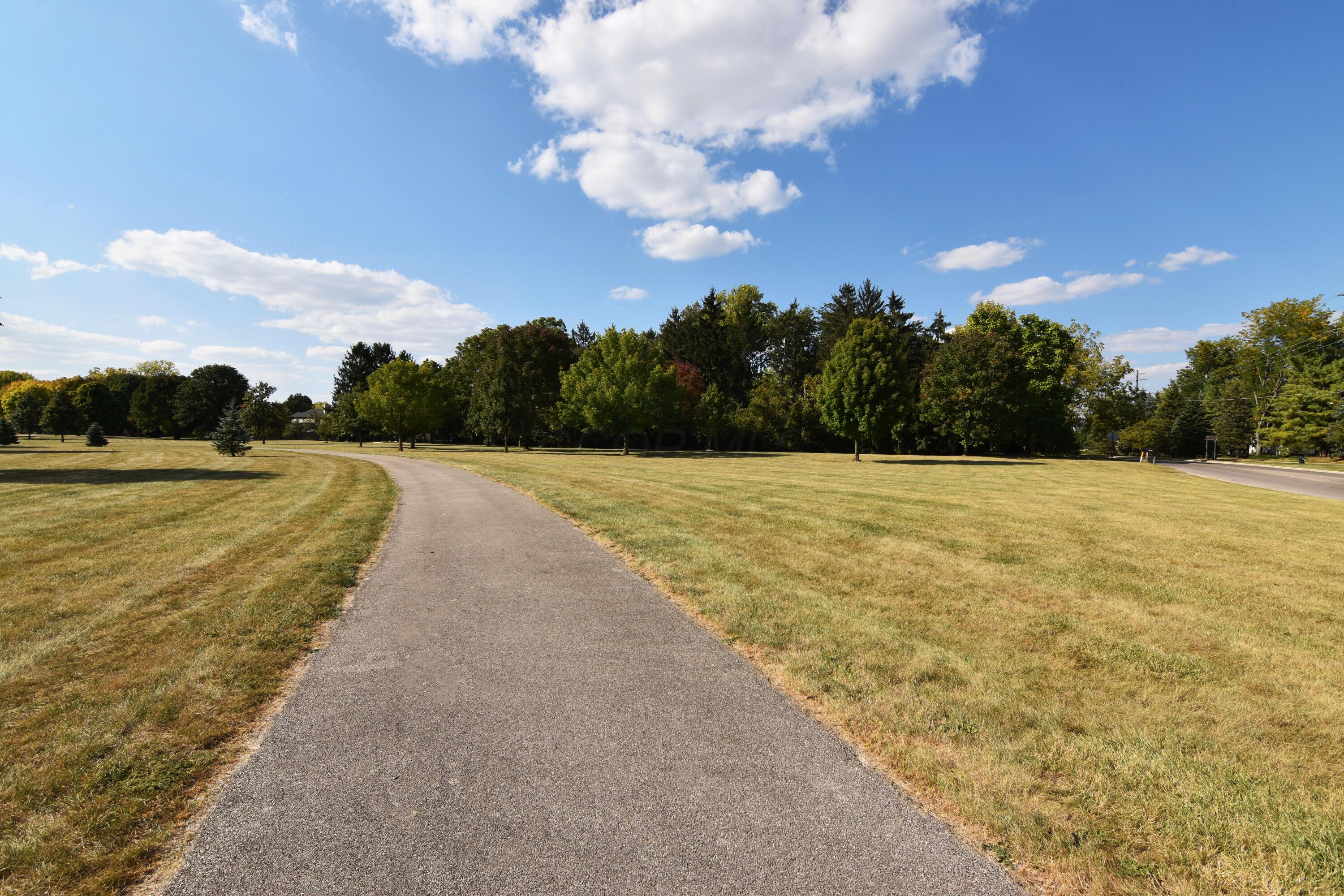 Dublin, Ohio 43016, United States, 3 Bedrooms Bedrooms, ,3 BathroomsBathrooms,Residential,Active,214022