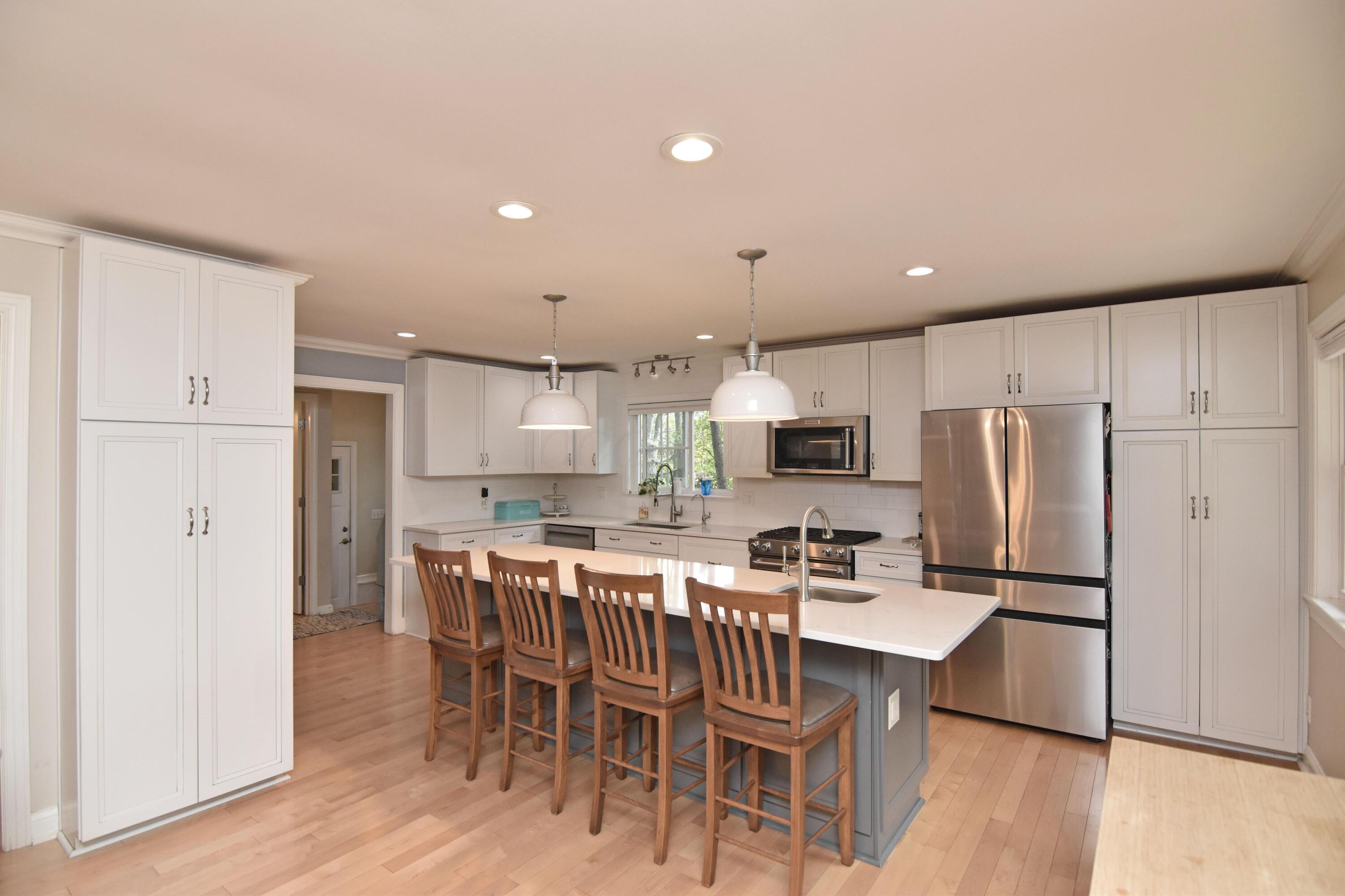 Dublin, Ohio 43016, United States, 3 Bedrooms Bedrooms, ,3 BathroomsBathrooms,Residential,Active,214022