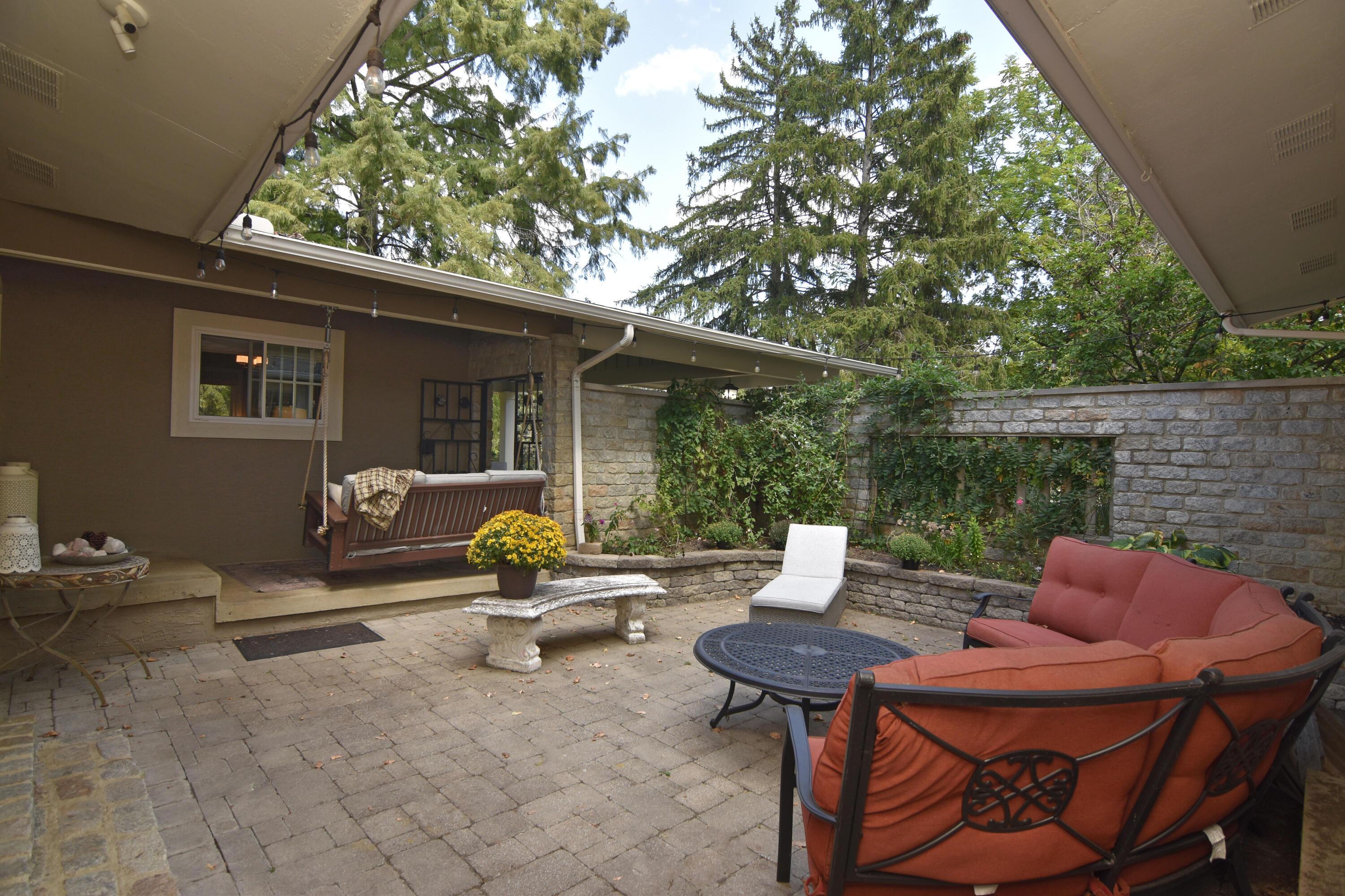 Dublin, Ohio 43016, United States, 3 Bedrooms Bedrooms, ,3 BathroomsBathrooms,Residential,Active,214022