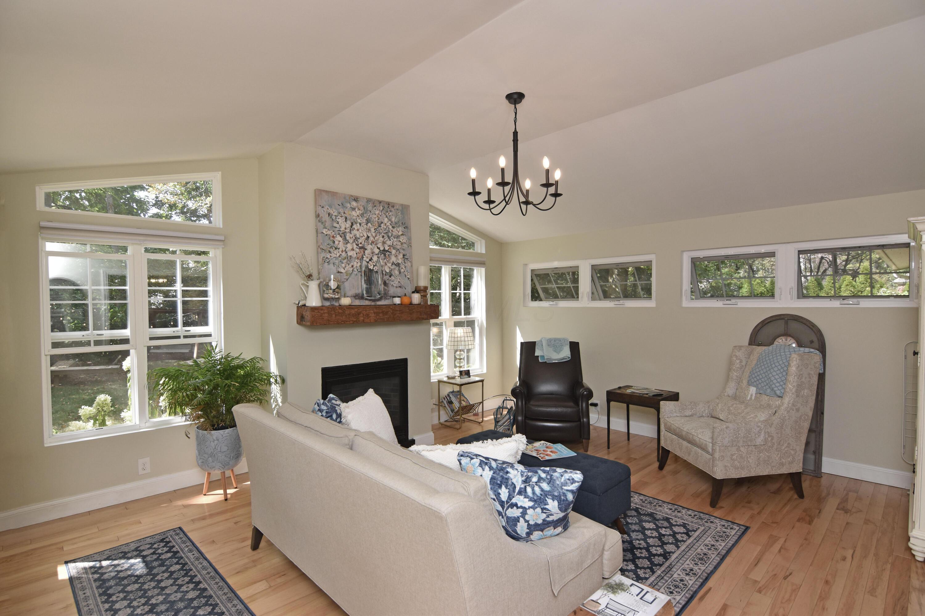 Dublin, Ohio 43016, United States, 3 Bedrooms Bedrooms, ,3 BathroomsBathrooms,Residential,Active,214022