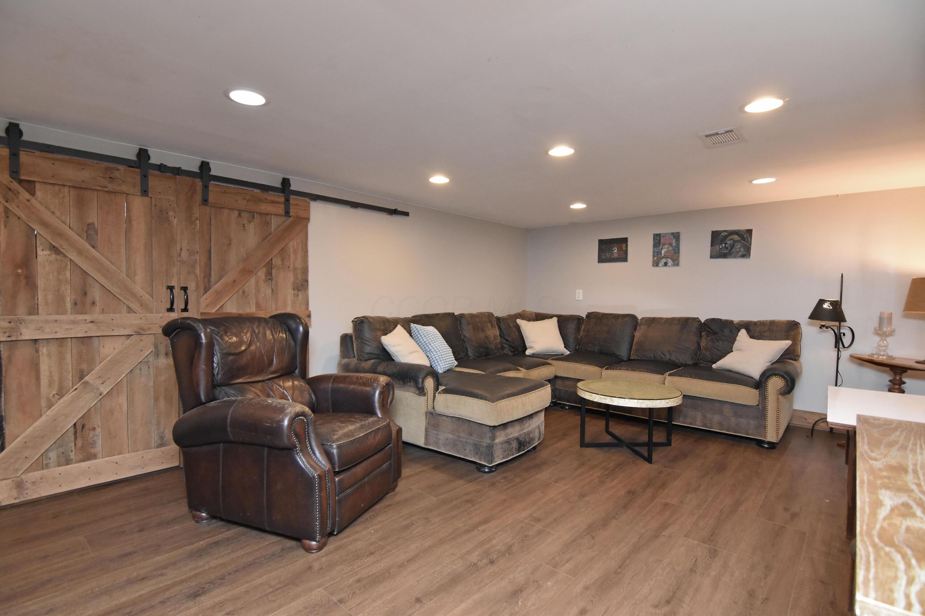 Dublin, Ohio 43016, United States, 3 Bedrooms Bedrooms, ,3 BathroomsBathrooms,Residential,Active,214022