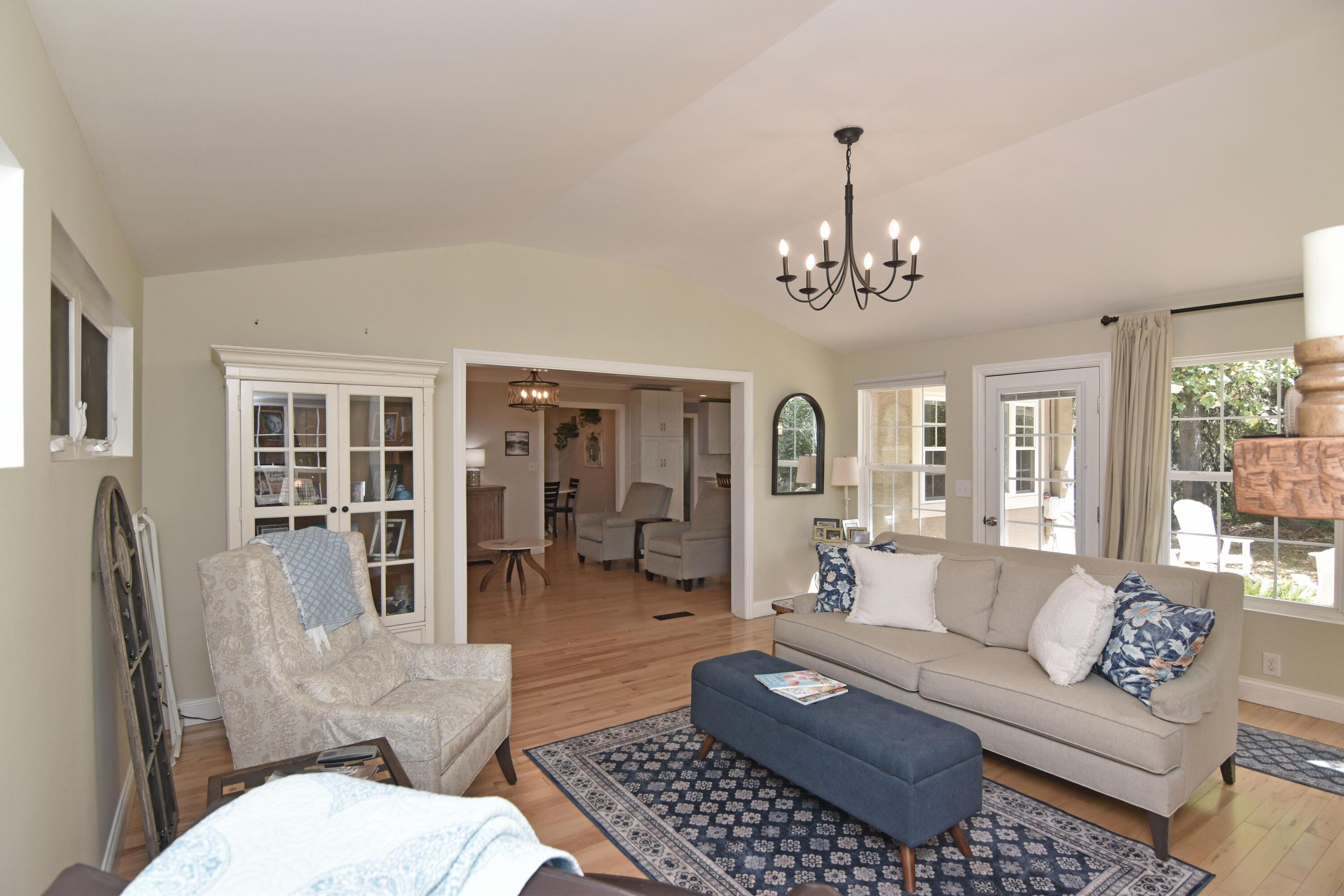 Dublin, Ohio 43016, United States, 3 Bedrooms Bedrooms, ,3 BathroomsBathrooms,Residential,Active,214022