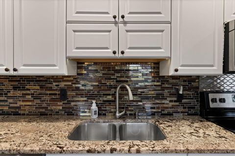 Tiny photo for 1414 Alvina Drive, Columbus, OH 43229 (MLS # 226000642)