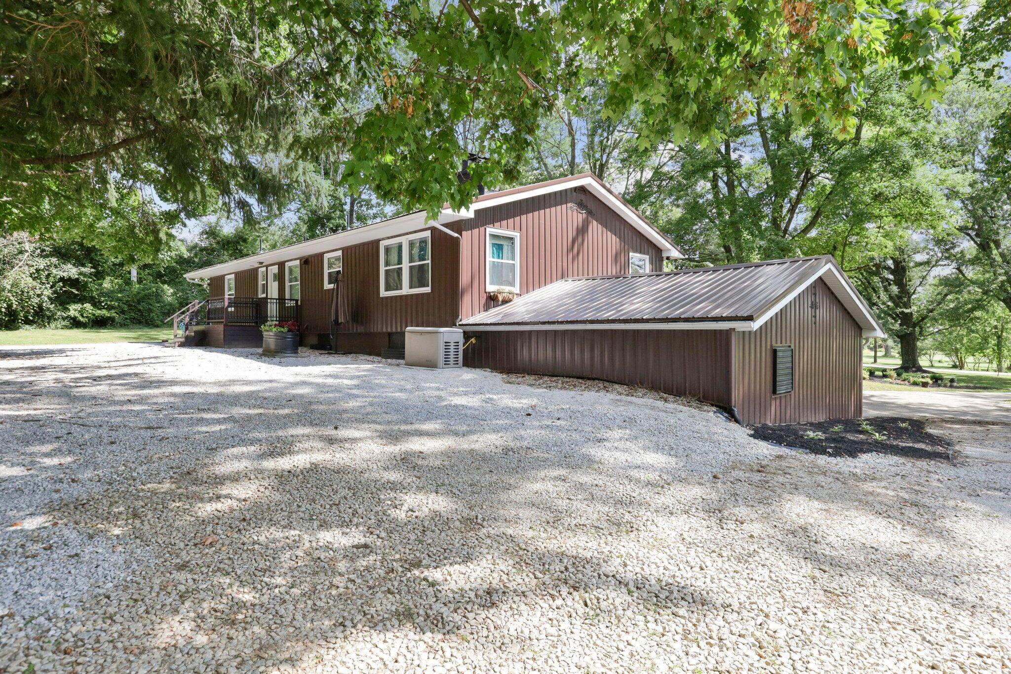 190 Marquette Drive, Lancaster, Ohio image 7