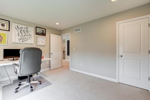 Tiny photo for 5581 Meadowhaven Drive, Powell, OH 43065 (MLS # 226013768)