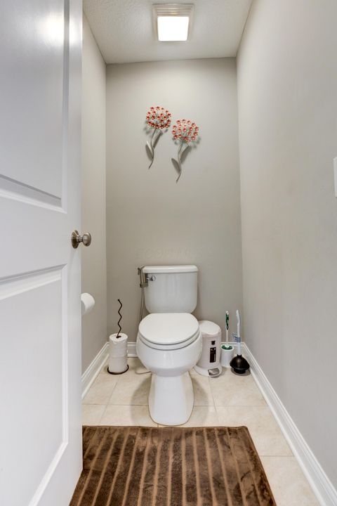 Tiny photo for 5581 Meadowhaven Drive, Powell, OH 43065 (MLS # 226013768)