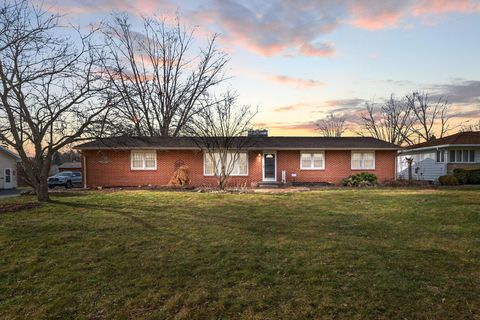 Photo of 747 Harvey Drive, Marion, OH 43302 (MLS # 226000973)