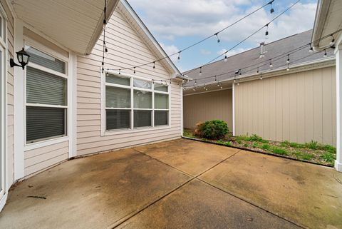 Tiny photo for 5485 Welbourne Place 3 #3, New Albany, OH 43054 (MLS # 226014617)