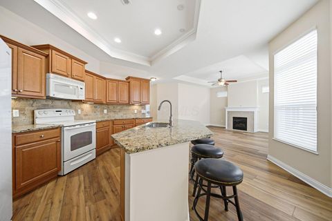 Tiny photo for 5485 Welbourne Place 3 #3, New Albany, OH 43054 (MLS # 226014617)