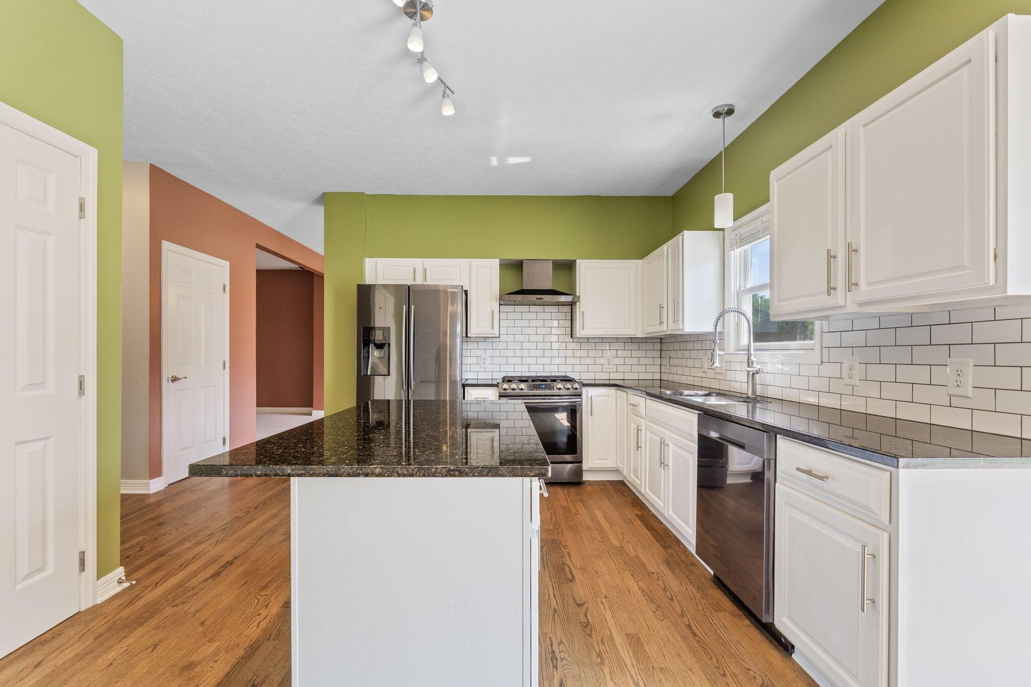 1828 Chiprock Drive, Marysville, Ohio image 18