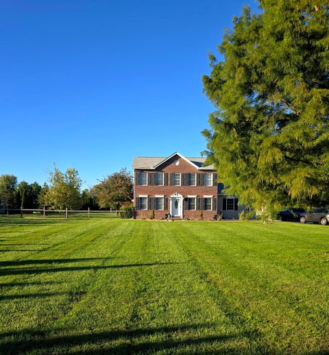 Photo of 772 Coonpath Road NE, Lancaster, OH 43130 (MLS # 226039286)
