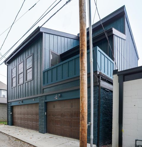Tiny photo for 374 E Whittier Street, Columbus, OH 43206 (MLS # 226024922)