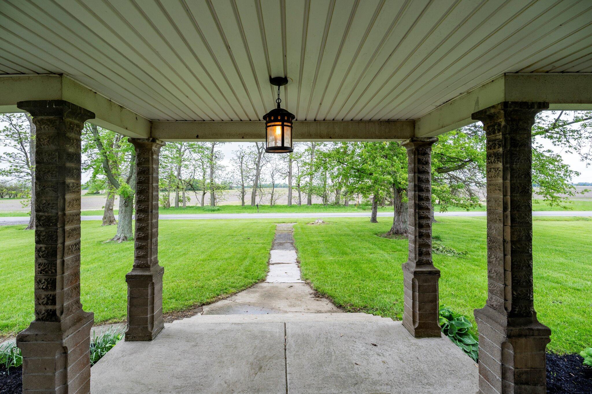 10916 Edgefield Road #NW, Jeffersonville, Ohio image 6