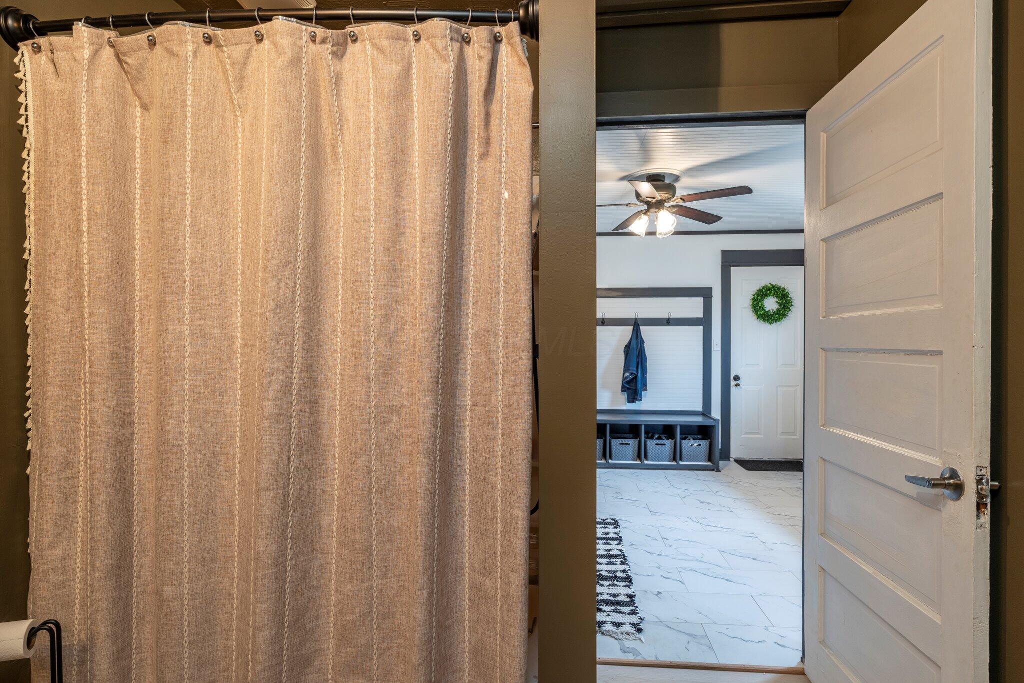 10916 Edgefield Road #NW, Jeffersonville, Ohio image 40