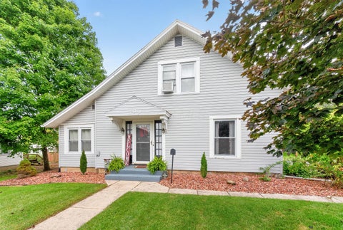 Photo of 309 Washington Avenue, Bellefontaine, OH 43311 (MLS # 226033927)