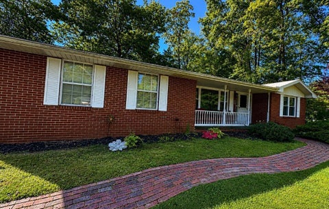 Photo of 795 Shelaire Place, Mansfield, OH 44903 (MLS # 226038833)