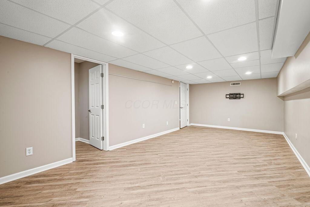 8950 Woodhaven Road, Johnstown, Ohio image 28