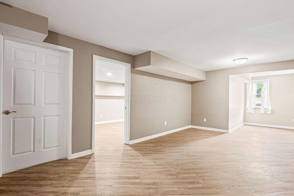 8950 Woodhaven Road, Johnstown, Ohio image 25