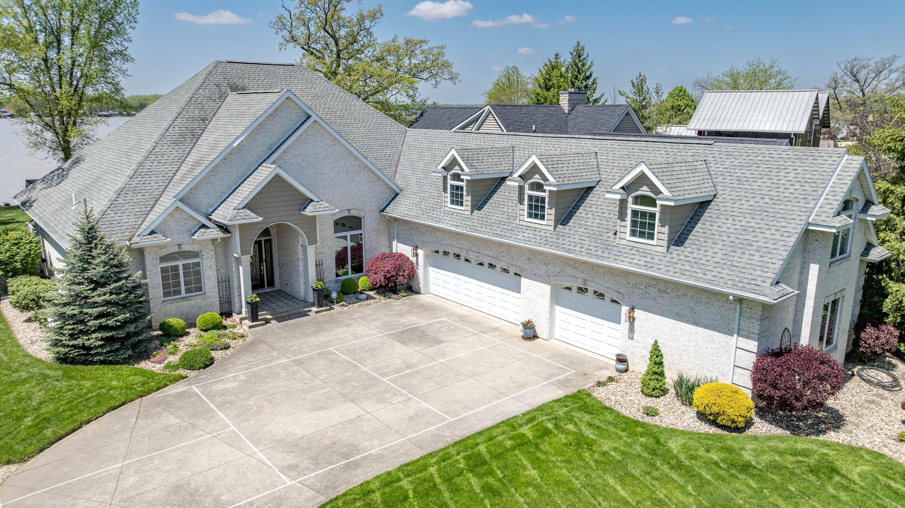 9329 Breezy Way, Belle Center, Ohio image 2