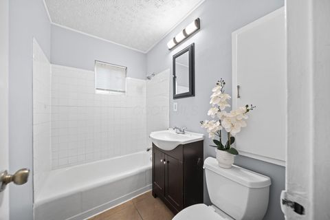 Tiny photo for 1000 Colgate Road, Columbus, OH 43213 (MLS # 226027394)