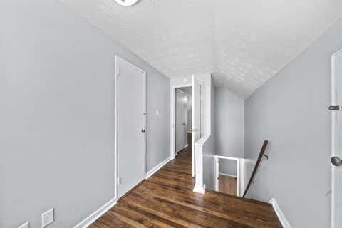 Tiny photo for 1000 Colgate Road, Columbus, OH 43213 (MLS # 226027394)