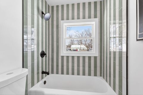 Tiny photo for 177 S Hampton Road, Columbus, OH 43213 (MLS # 226002714)